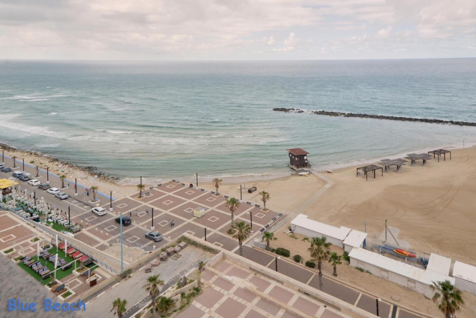 Haifa Almog Tower- "Blue Reef" Suite On The Sea エクステリア 写真